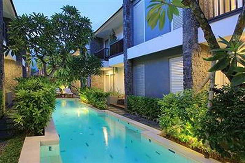 Seminyak Townhouse Aparthotel Ngoại thất bức ảnh