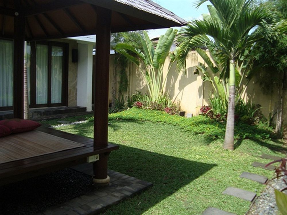 Seminyak Townhouse Aparthotel Ngoại thất bức ảnh