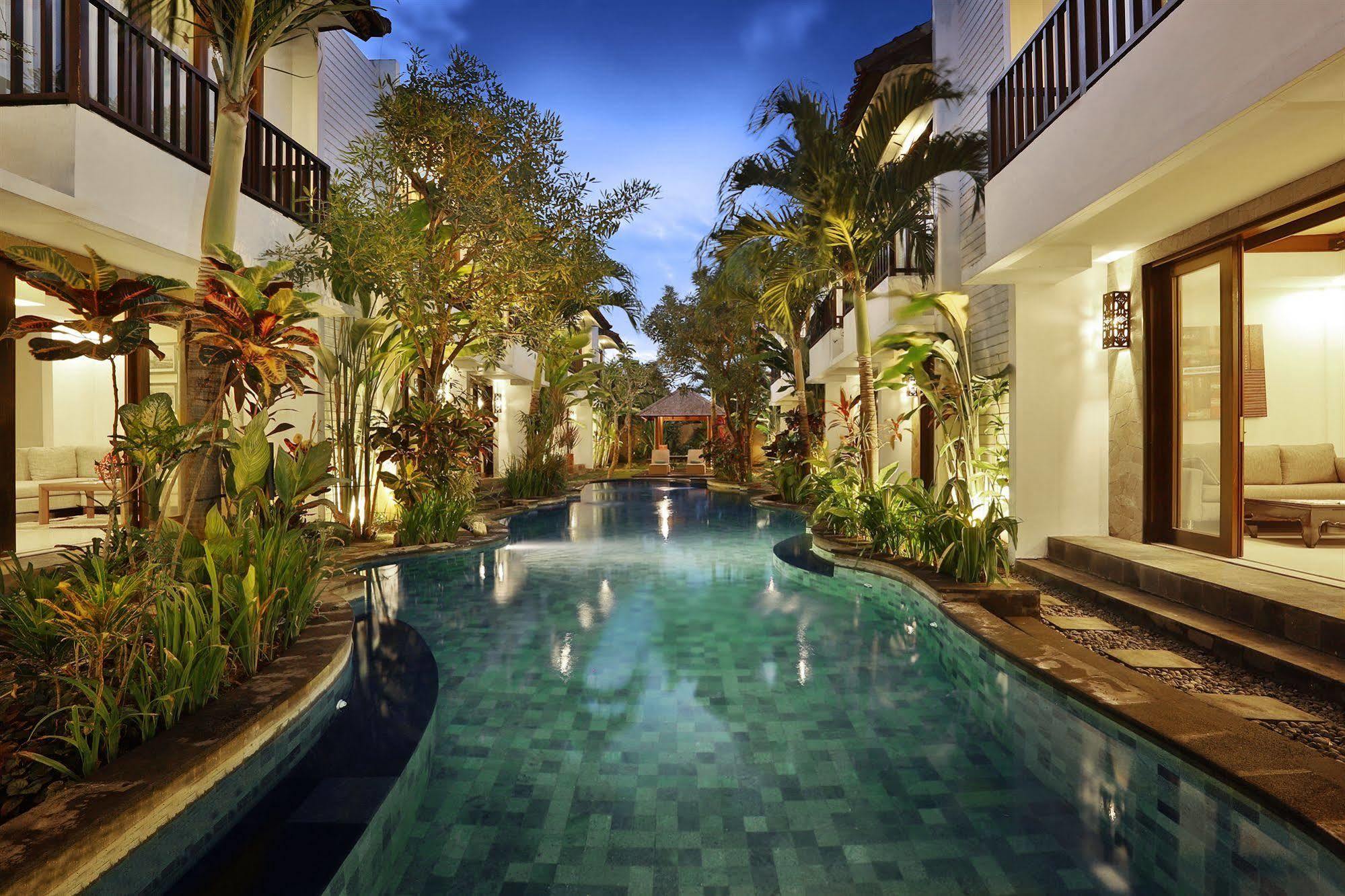 Seminyak Townhouse Aparthotel Ngoại thất bức ảnh