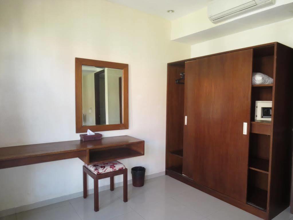 Seminyak Townhouse Aparthotel Ngoại thất bức ảnh